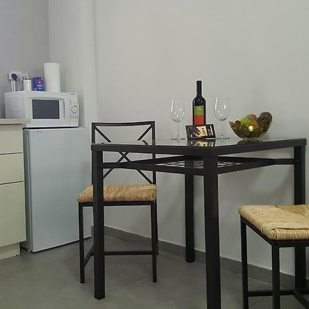 Studio Masaryk Apartment Bat Yam Exteriör bild