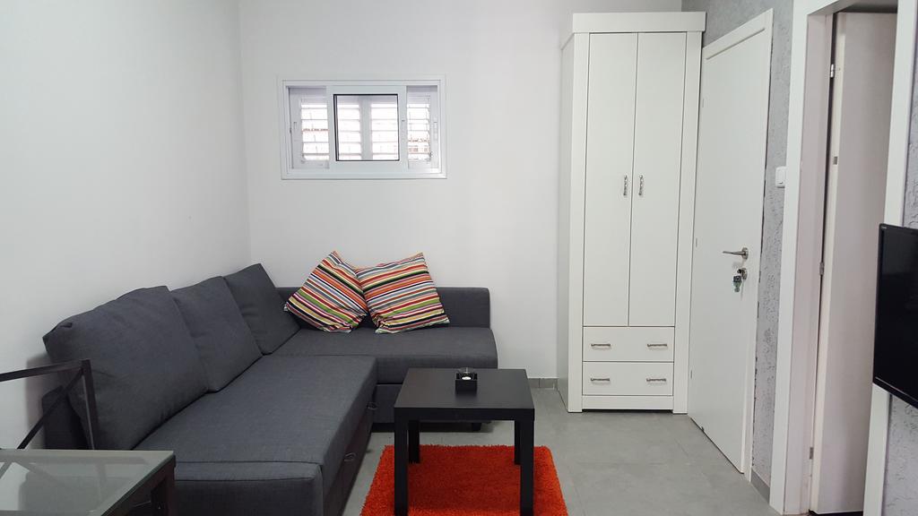 Studio Masaryk Apartment Bat Yam Exteriör bild
